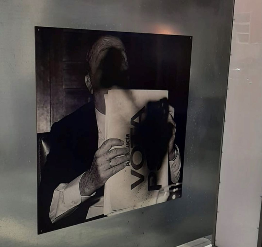 Fotografía vandalizada Fotografía vandalizada