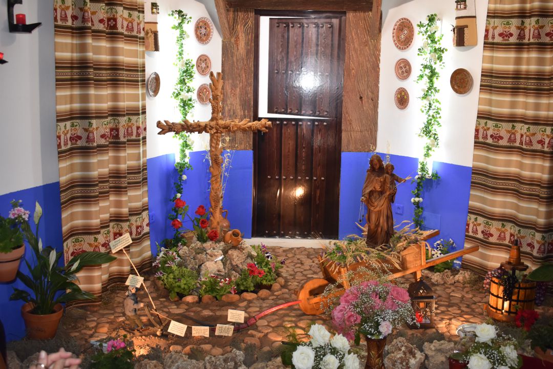 Foto de archivo de Cruces de los Mayos (archivo) Foto de archivo de Cruces de los Mayos (archivo)