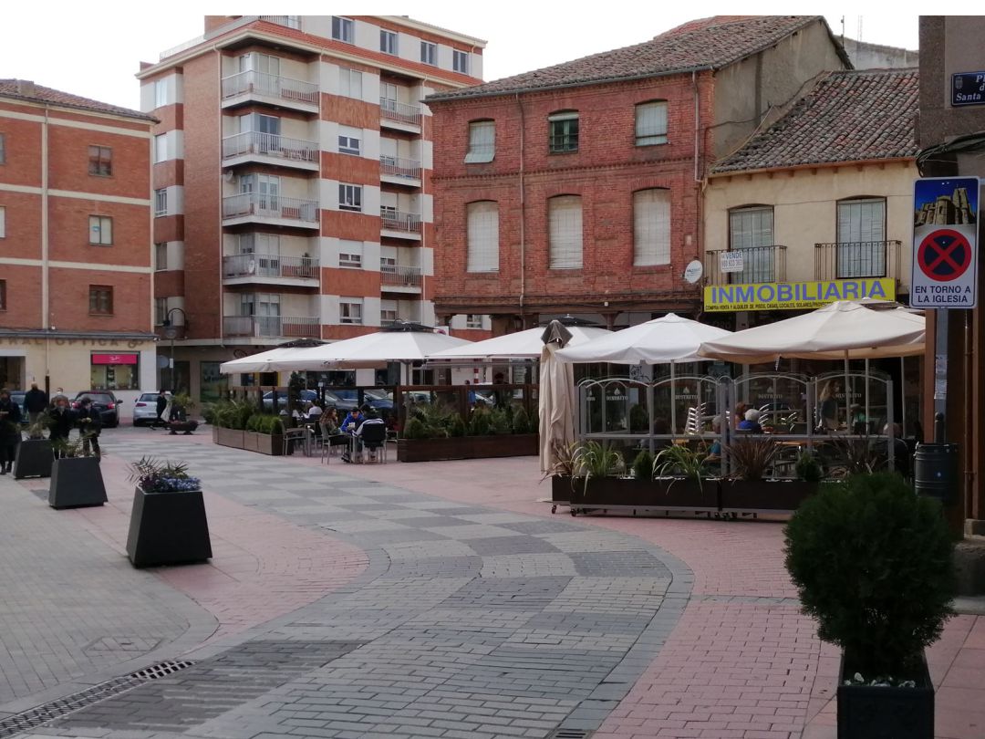 Terrazas en la Plaza de la Madera de Benavente Terrazas en la Plaza de la Madera de Benavente