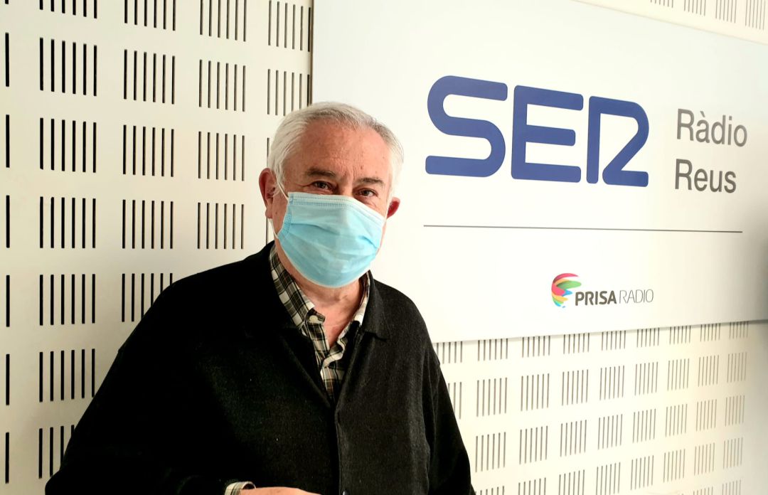 Lluís Miquel Pérez als estudis de Ràdio Reus Lluís Miquel Pérez als estudis de Ràdio Reus