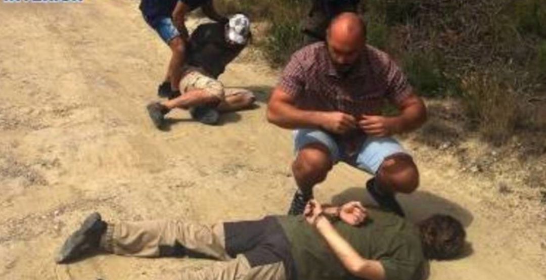 Detenció d’un fugitiu holandès a Castellterçol acusat de matar i violar un nen d’11 anys.
Detenció d’un fugitiu holandès a Castellterçol acusat de matar i violar un nen d’11 anys.
