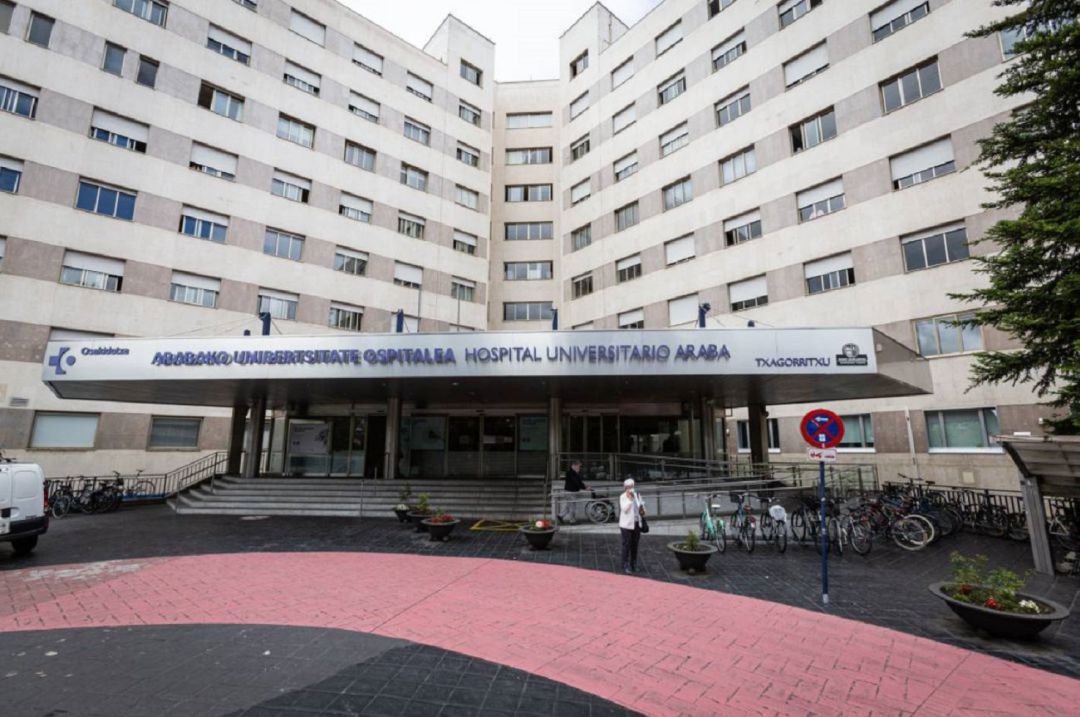 Ahora mismo hay 72 personas ingresadas en Txagorritxu Ahora mismo hay 72 personas ingresadas en Txagorritxu