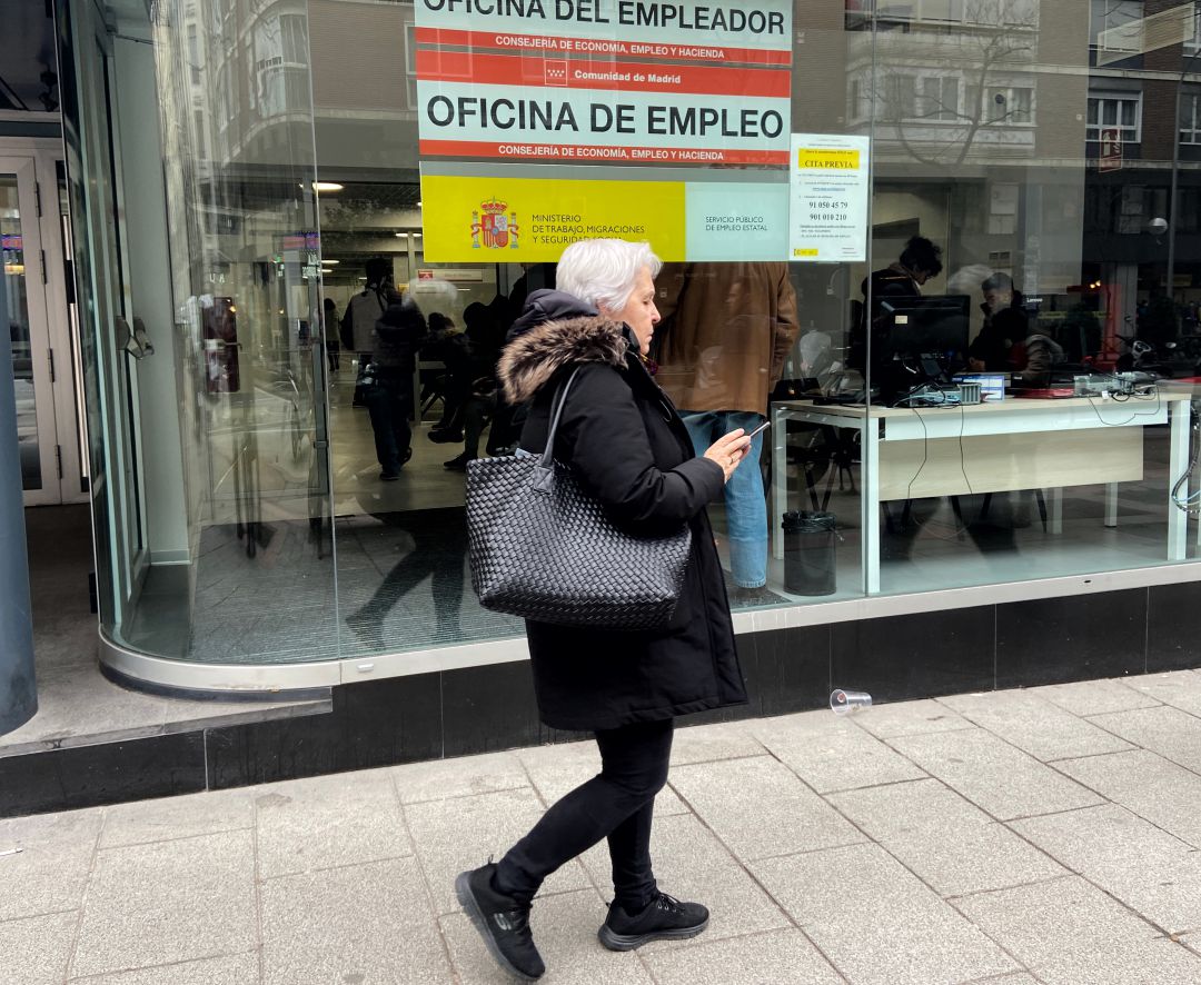 Encuesta de Población Activa Encuesta de Población Activa