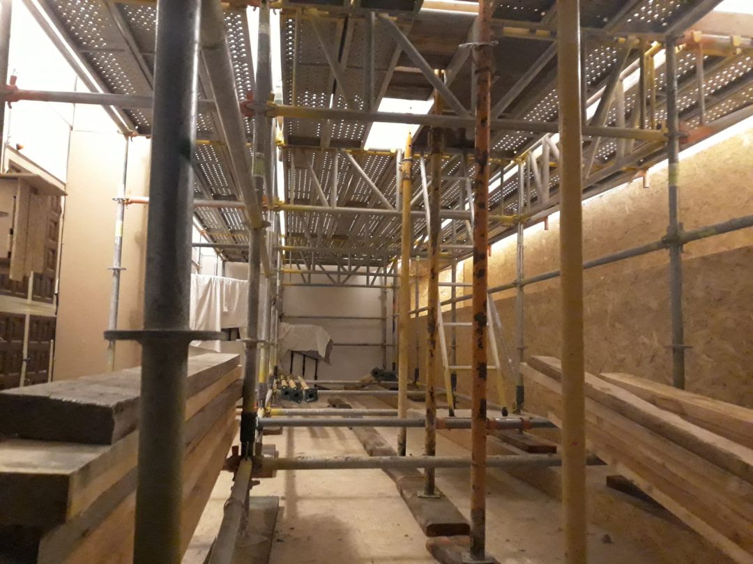La bovéda de la sacristia del Santuario de El Henar se encuentra apuntalada por el riesgo de derrumbe La bovéda de la sacristia del Santuario de El Henar se encuentra apuntalada por el riesgo de derrumbe