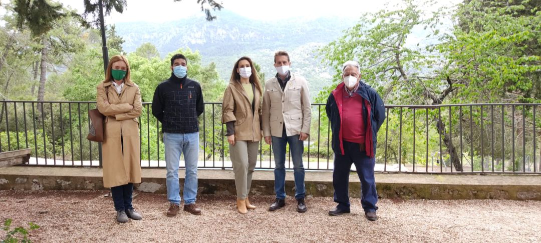 El secretario general de Medio Ambiente, Agua y Cambio Climático, Francisco José Gutierrez se ha reunido con empresarios en El Canalar El secretario general de Medio Ambiente, Agua y Cambio Climático, Francisco José Gutierrez se ha reunido con empresarios en El Canalar