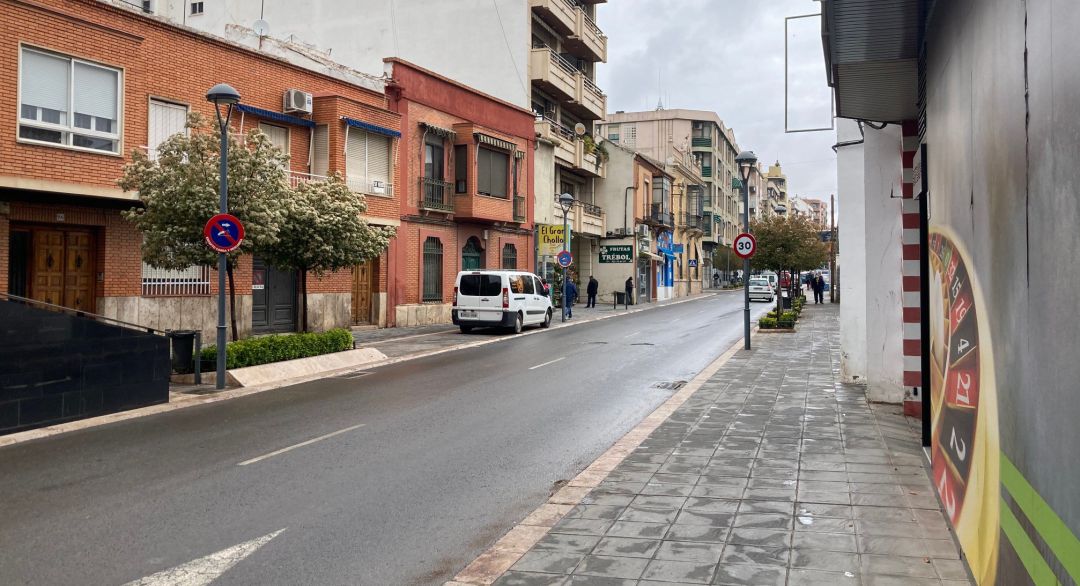 Imagen de la Calle Seis de Junio de Valdepeñas (Ciudad Real) Imagen de la Calle Seis de Junio de Valdepeñas (Ciudad Real)