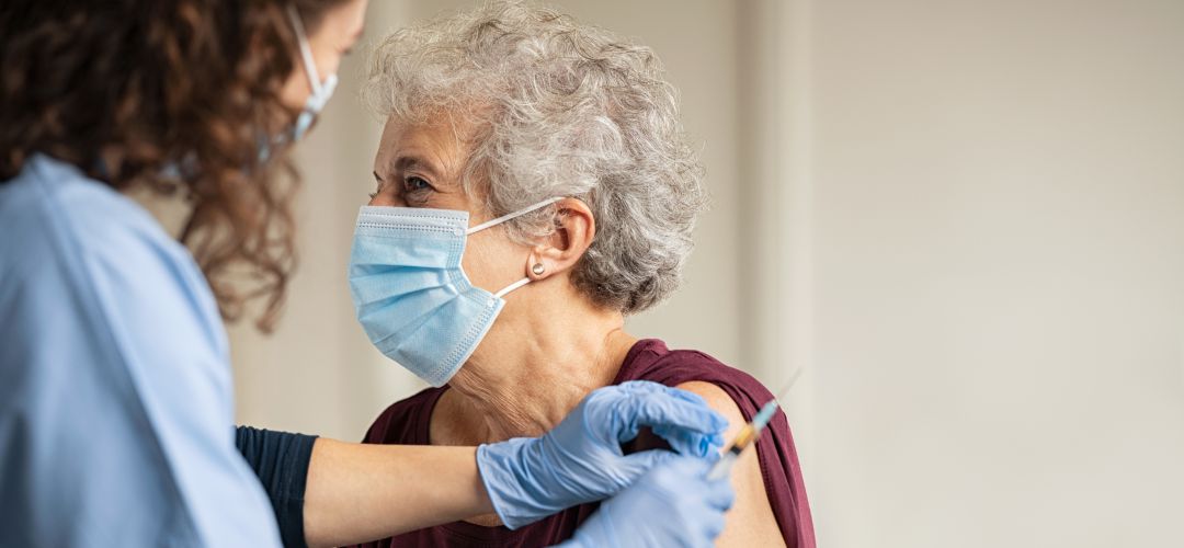 El hospital Infanta Sofía de San Sebastián de los Reyes está vacunando estos días a su población de referencia de entre 70 y 74 años. El hospital Infanta Sofía de San Sebastián de los Reyes está vacunando estos días a su población de referencia de entre 70 y 74 años.