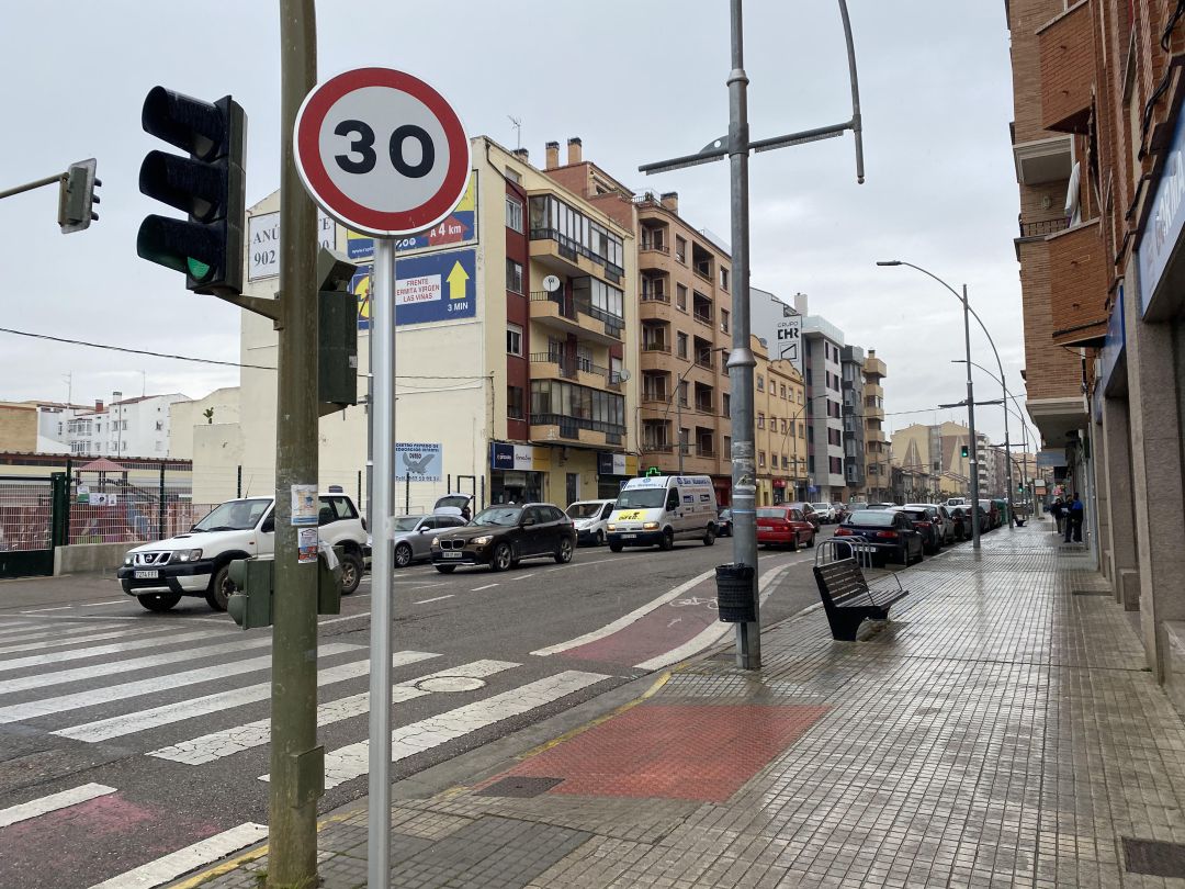 Algunas zonas ya están delimitadas a 30 kilómetros por hora Algunas zonas ya están delimitadas a 30 kilómetros por hora