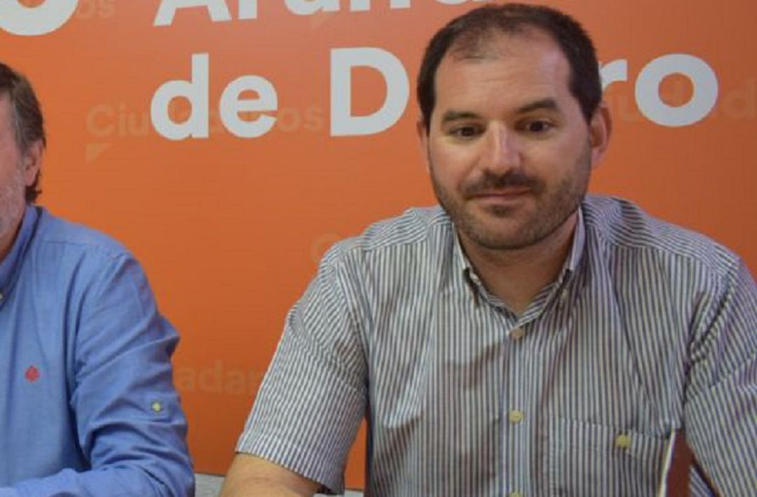 Fernando Chico (derecha), concejal de seguridad ciudadana Fernando Chico (derecha), concejal de seguridad ciudadana