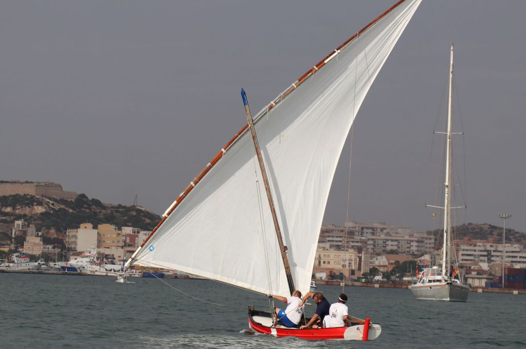 Las tradicionales velas blancas se dejarán ver de nuevo por el Puerto de Cartagena Las tradicionales velas blancas se dejarán ver de nuevo por el Puerto de Cartagena