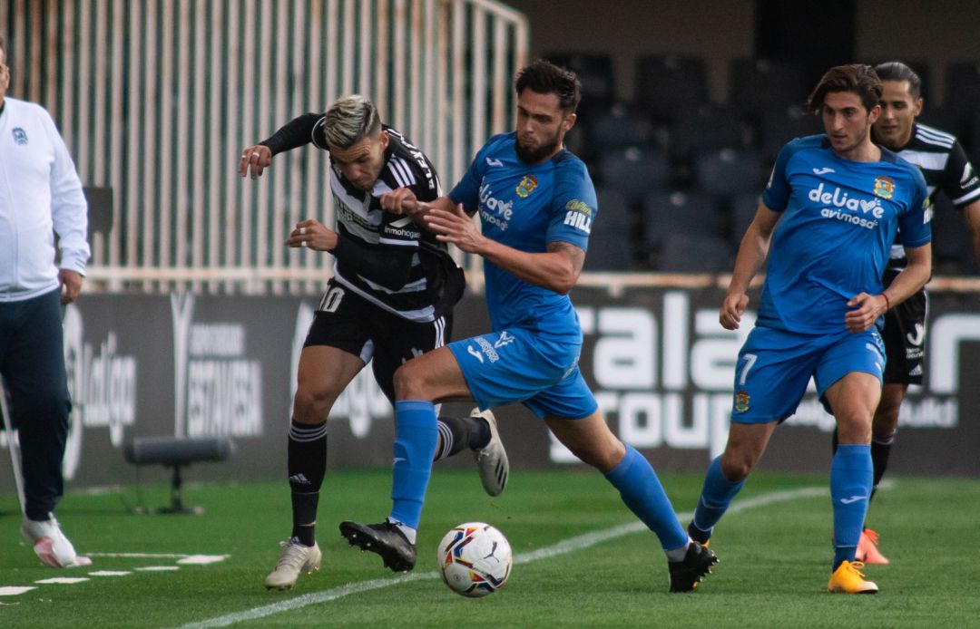 Álex Gallar durante el partido de ida ante el Fuenlabrada Álex Gallar durante el partido de ida ante el Fuenlabrada
