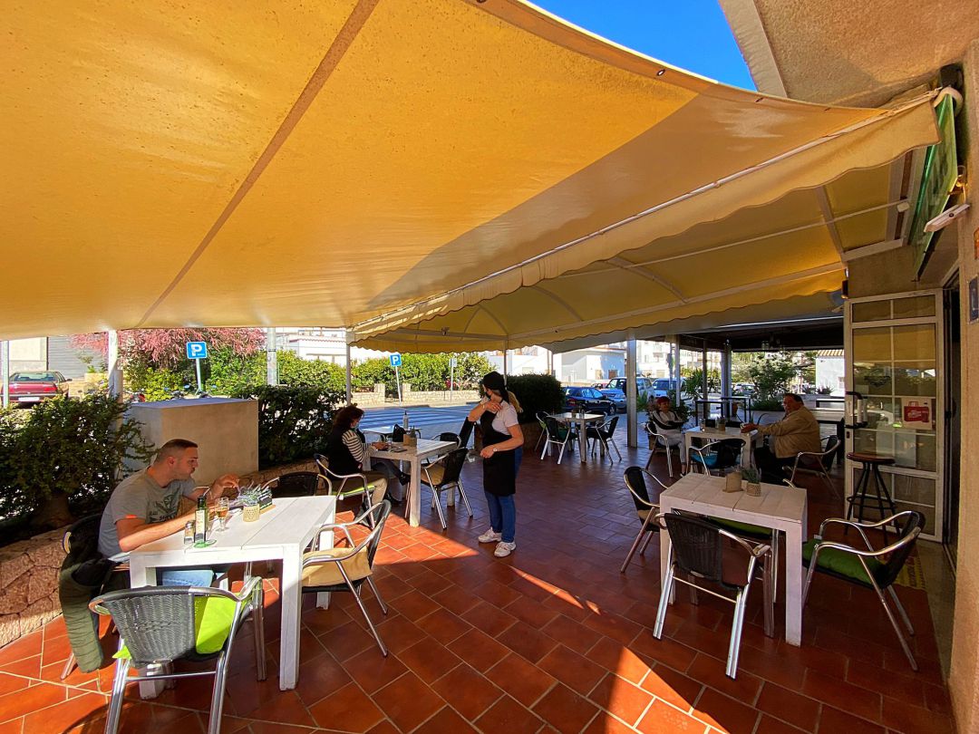Terraza de un bar Terraza de un bar