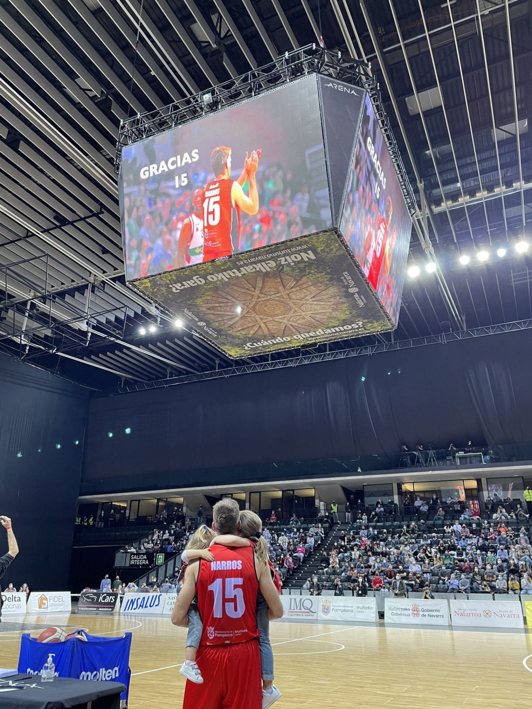 Iñaki Narros en el homenaje del pasado sábado en el Navarra Arena Iñaki Narros en el homenaje del pasado sábado en el Navarra Arena
