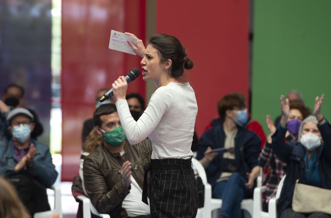 La ministra de Igualdad, Irene Montero durante un acto del partido en el Polideportivo municipal Cerro Buenavista de Getafe,el pasado 27 de abril. La ministra de Igualdad, Irene Montero durante un acto del partido en el Polideportivo municipal Cerro Buenavista de Getafe,el pasado 27 de abril.