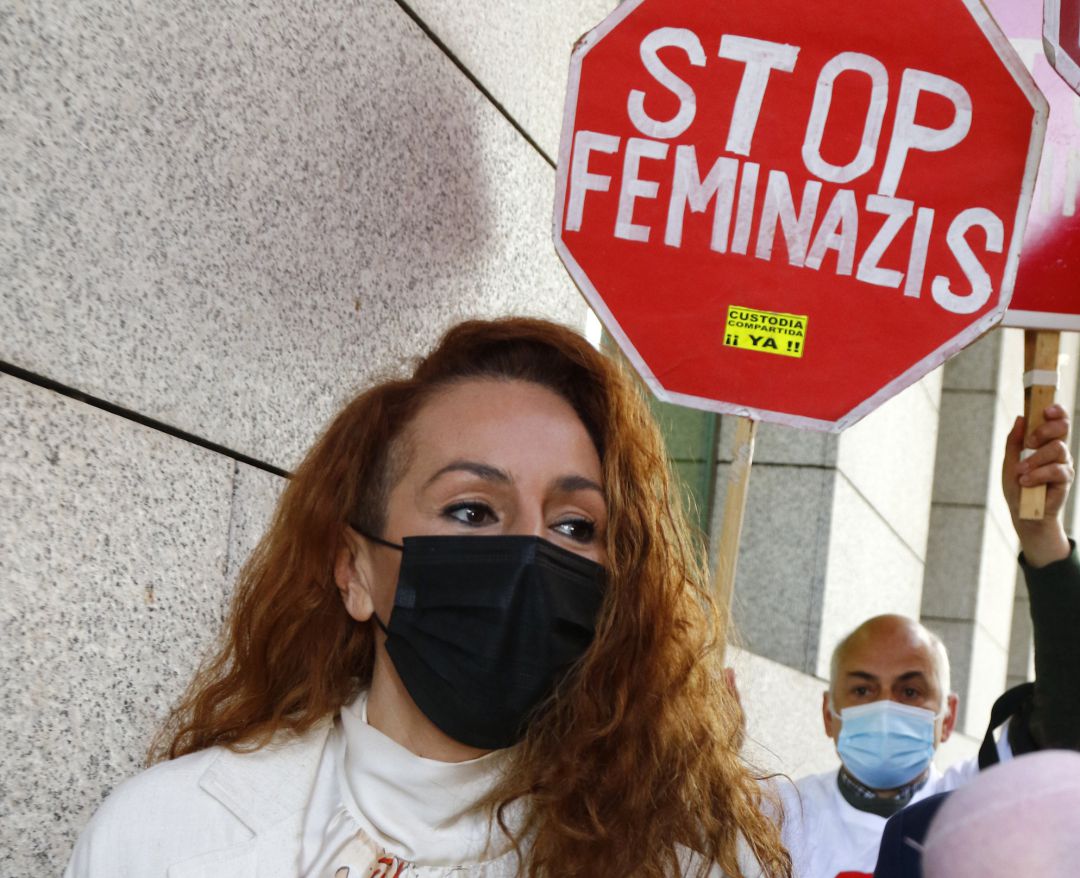 Rocío Carrasco STOP Feminazis Rocío Carrasco STOP Feminazis