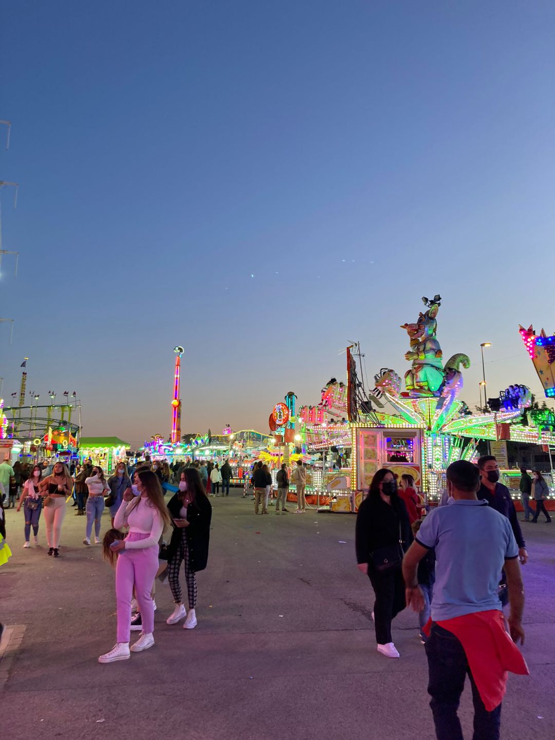 Ya están funcionando las atracciones en el Parque Ya están funcionando las atracciones en el Parque