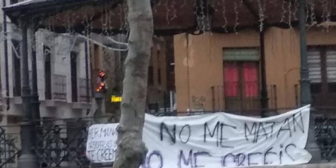 Carteles de una concentración de la Asamblea Feminista de Aranda Carteles de una concentración de la Asamblea Feminista de Aranda