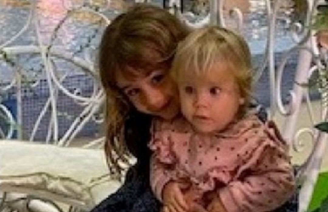 La madre de las niñas desaparecidas en Tenerife está convencida de que "están bien". La madre de las niñas desaparecidas en Tenerife está convencida de que "están bien".