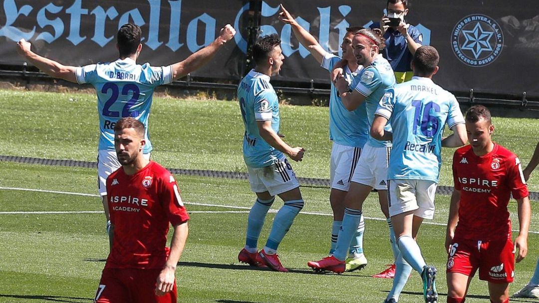 Manu Justo celebra el primer gol del partido Manu Justo celebra el primer gol del partido