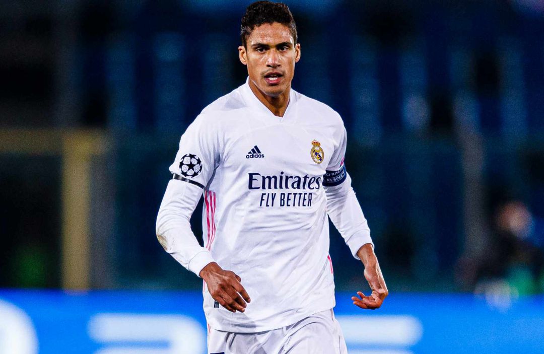 Raphael Varane, central del Real Madrid, durante un partido de la Champions League. Raphael Varane, central del Real Madrid, durante un partido de la Champions League.