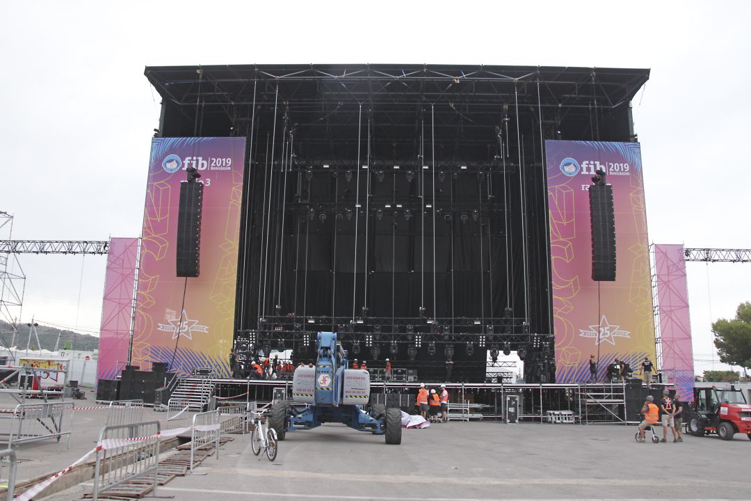 Montaje del escenario del Festival Internacional de Benicàssim en 2019 Montaje del escenario del Festival Internacional de Benicàssim en 2019
