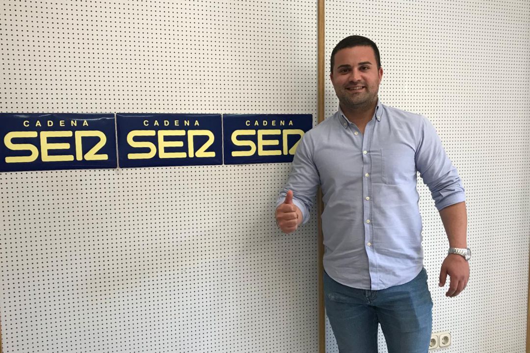 Carlos Barrero, uno de los jóvenes que han puesto en marcha el proyecto Pedales Solidarios Carlos Barrero, uno de los jóvenes que han puesto en marcha el proyecto Pedales Solidarios