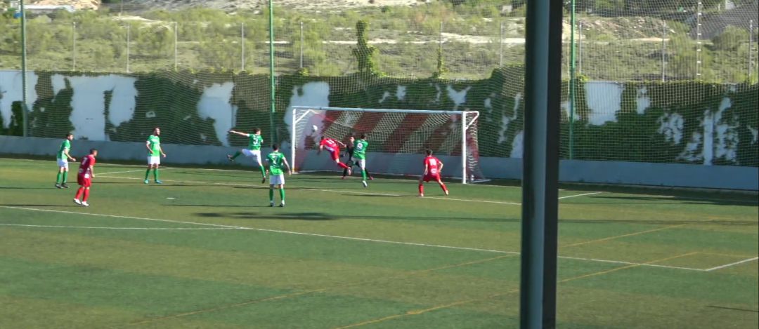 Momento del gol de Barbi, para el empate a uno Momento del gol de Barbi, para el empate a uno