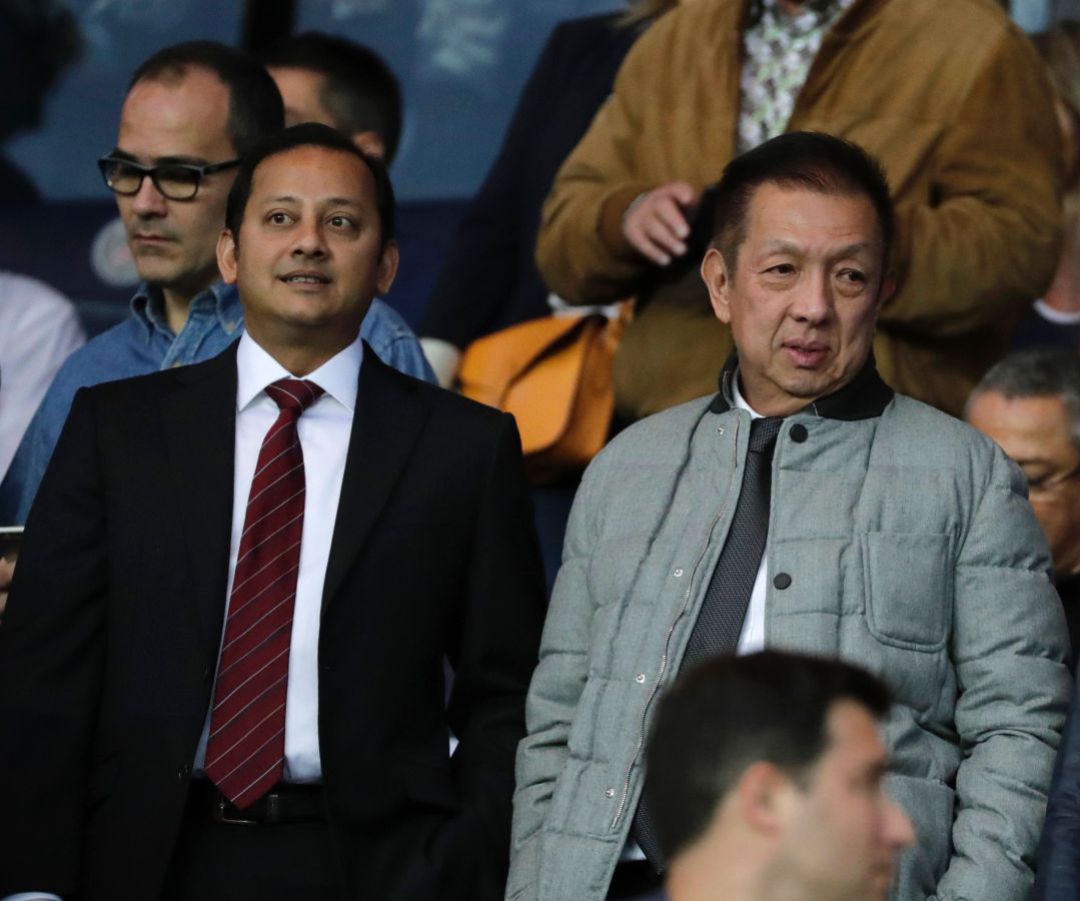 Anil Murthy y Peter Lim, en el palco de Mestalla. Anil Murthy y Peter Lim, en el palco de Mestalla.