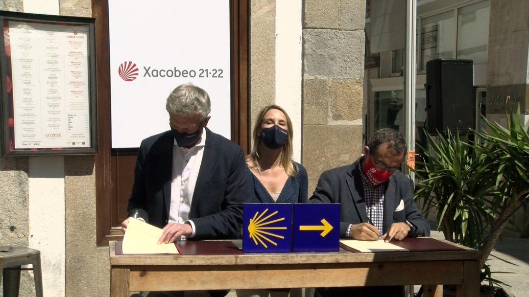 Xunta y Federación de hosteleros firman el acuerdo de colaboración Xunta y Federación de hosteleros firman el acuerdo de colaboración