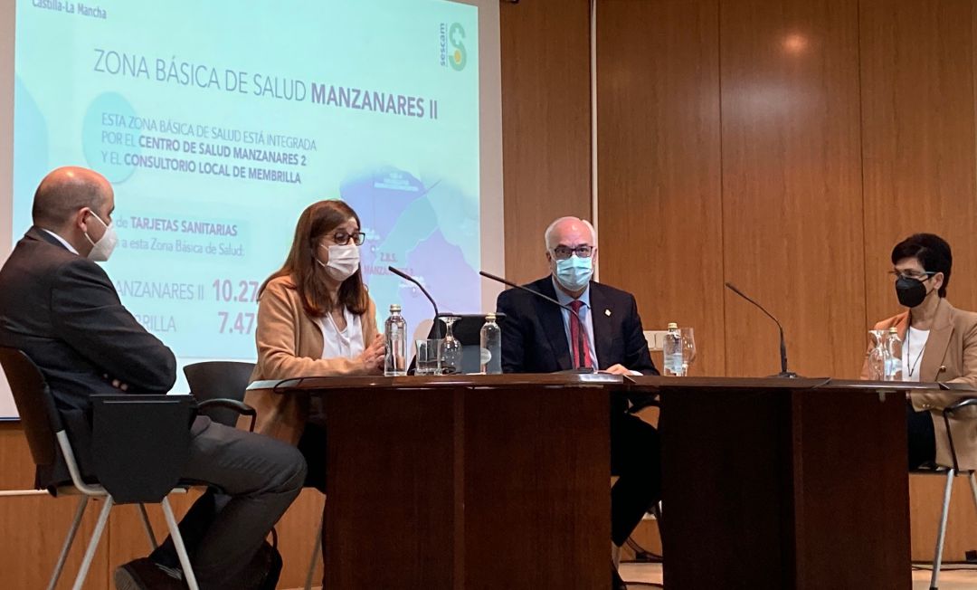 Imagen de la presentación del anteproyecto del nuevo centro de Salud Manzanares 2, que se construirá en dos años Imagen de la presentación del anteproyecto del nuevo centro de Salud Manzanares 2, que se construirá en dos años