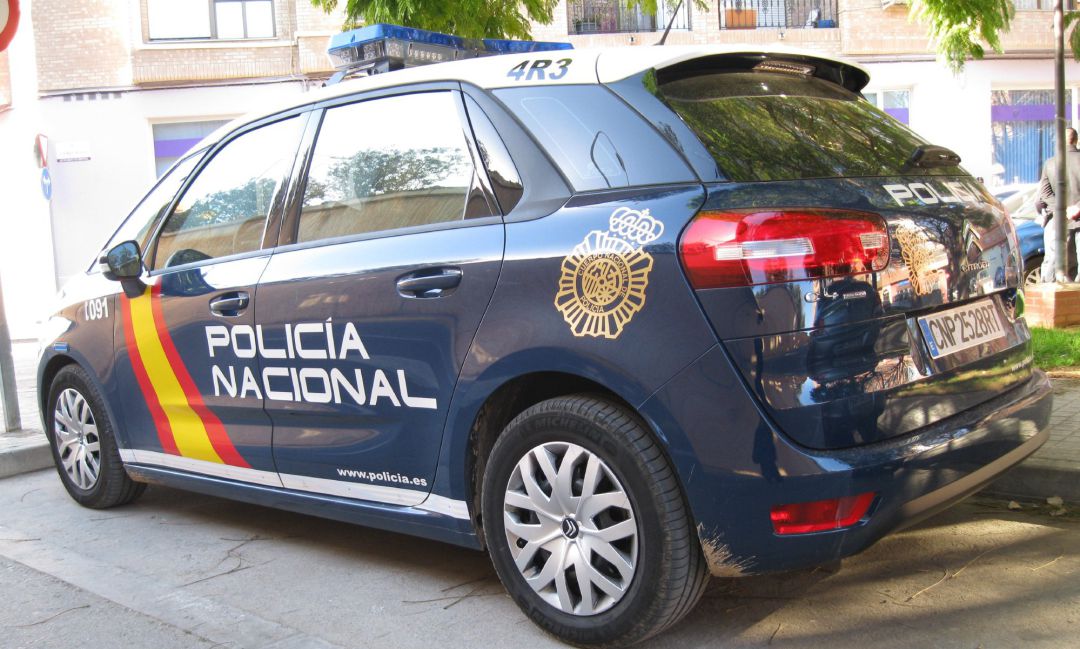 Coche de la Policía Nacional Coche de la Policía Nacional