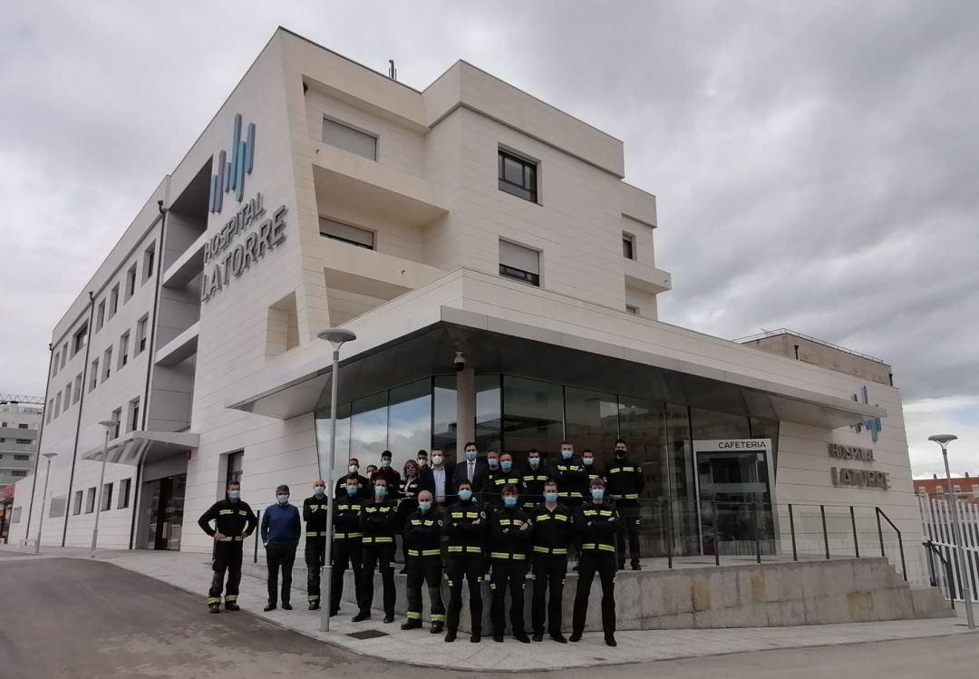 Los bomberos de Soria visitan el Hospital Latorre Los bomberos de Soria visitan el Hospital Latorre