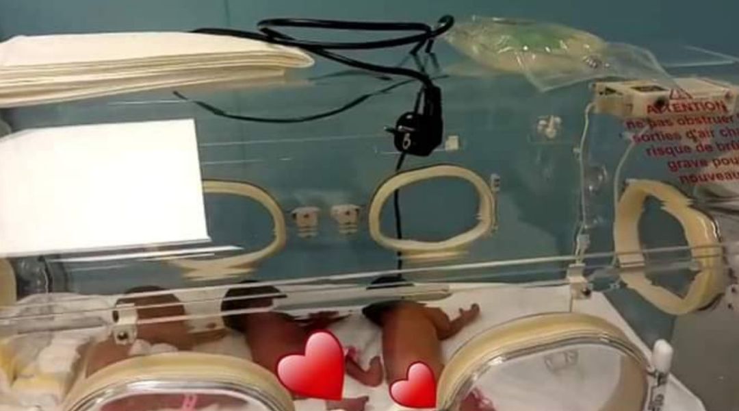 Una mujer da a luz a nueve bebés en el mismo parto. Una mujer da a luz a nueve bebés en el mismo parto.