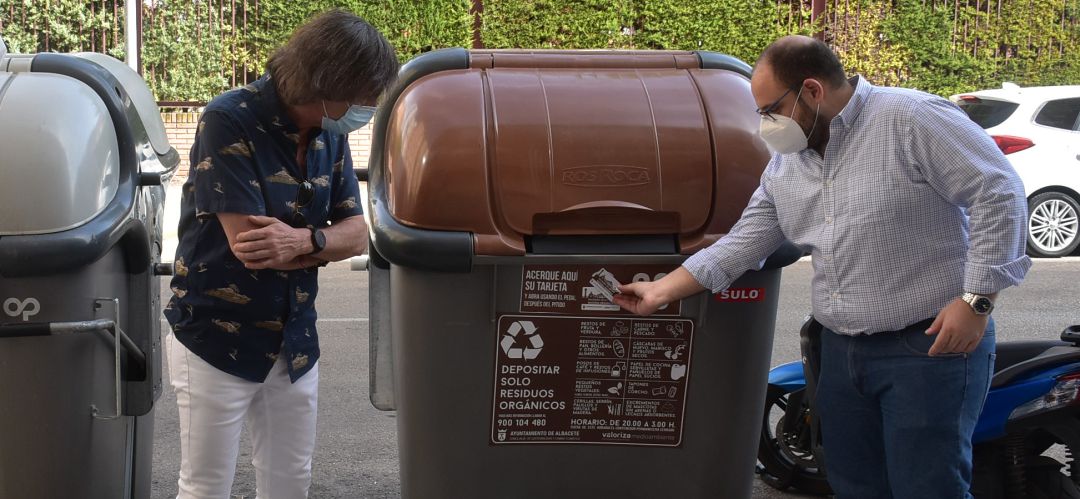 Imagen de la presentación del quinto contedor este verano en Albacete Imagen de la presentación del quinto contedor este verano en Albacete