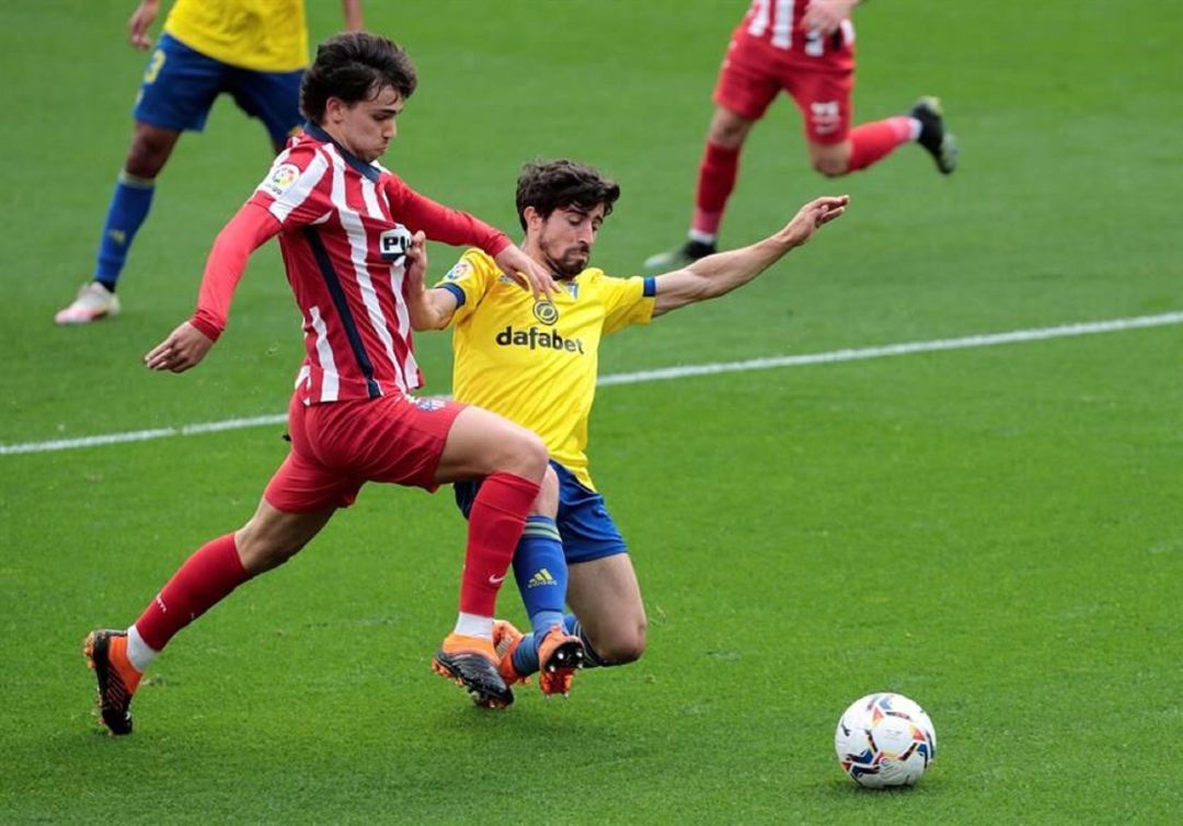 Jairo tiene complicado seguir en el Cádiz CF Jairo tiene complicado seguir en el Cádiz CF