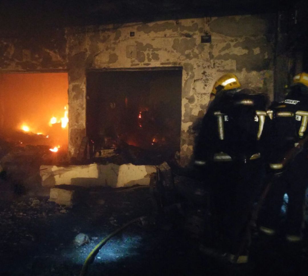 Imagen de archivo de otro incendio sofocado por los bomberos de Lanzarote. Imagen de archivo de otro incendio sofocado por los bomberos de Lanzarote.