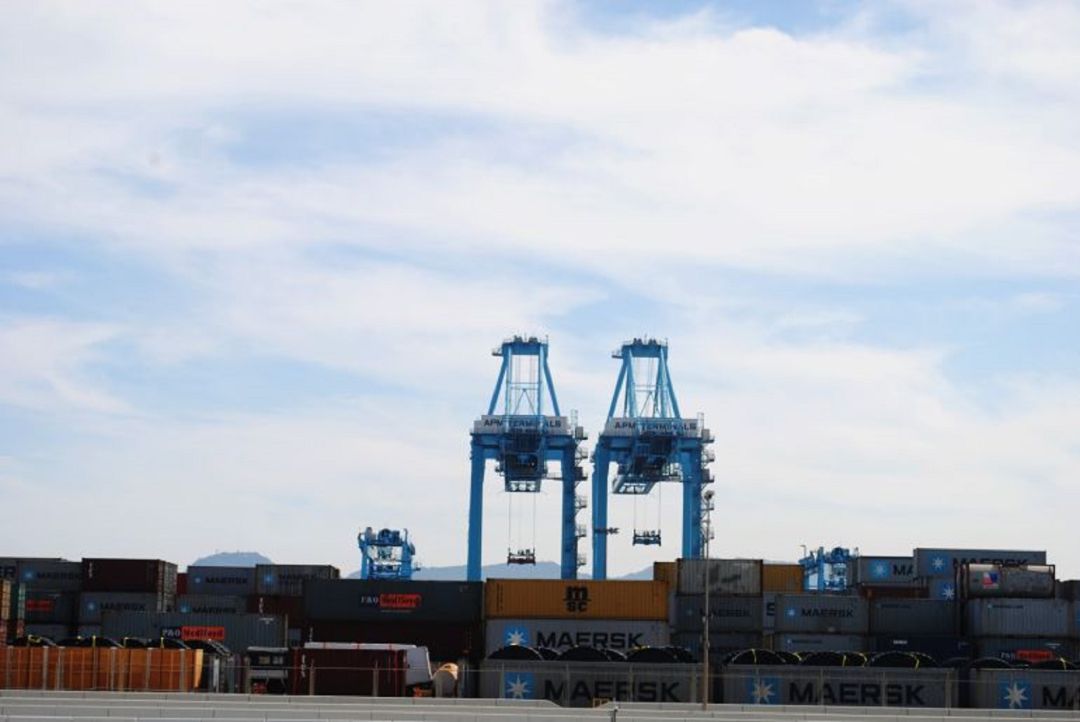 Estiba del Puerto de Algeciras. Estiba del Puerto de Algeciras.