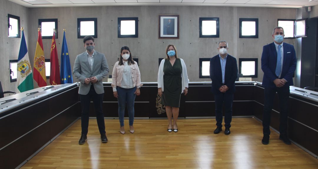Alcaldesa, Visitación Martínez y portavoces grupos municipales Alcaldesa, Visitación Martínez y portavoces grupos municipales