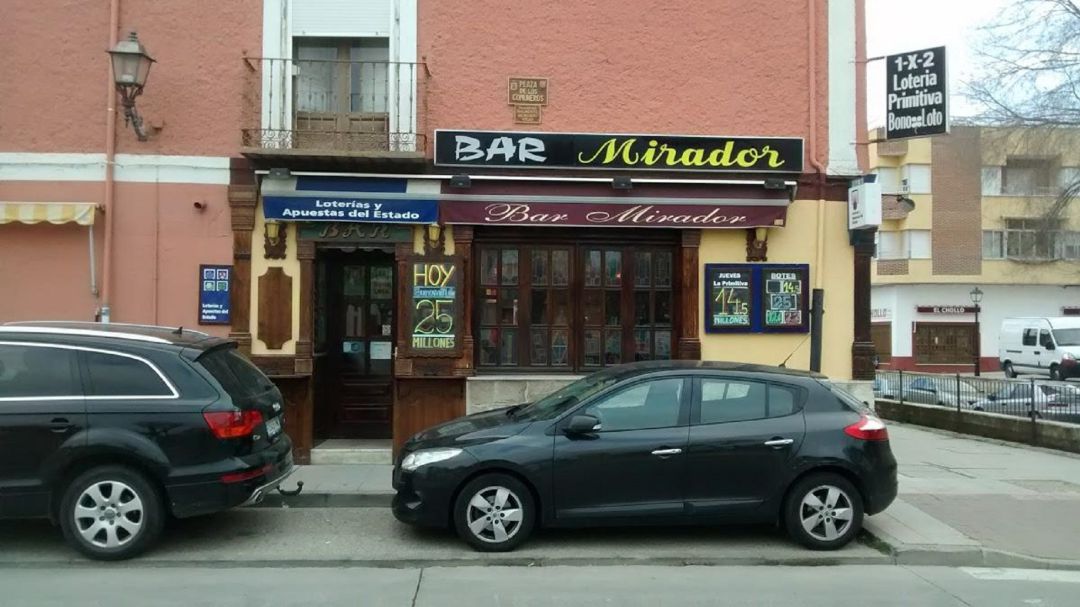 Uno de los establecimietos de hostelería de Peñafiel. Uno de los establecimietos de hostelería de Peñafiel.
