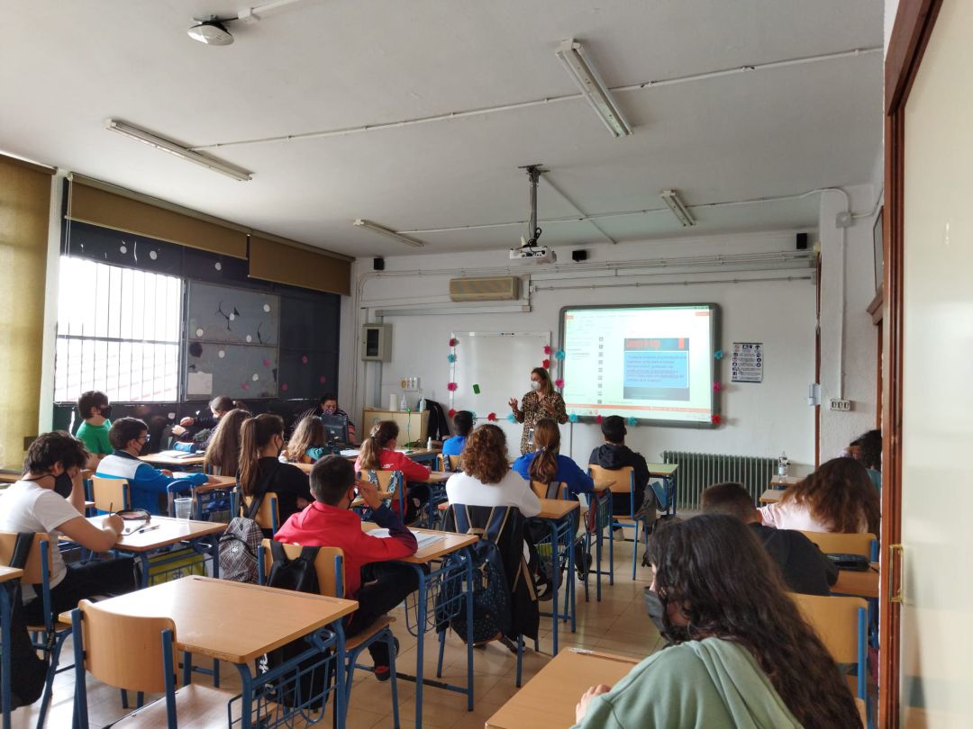 Sesión de prevención de drogodependencias al alumnado de Andújar. Sesión de prevención de drogodependencias al alumnado de Andújar.