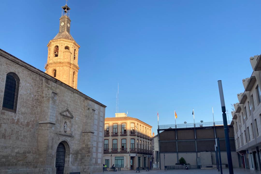 Imagen de archivo de la Plaza de la Constitución de Valdepeñas (Ciudad Real) Imagen de archivo de la Plaza de la Constitución de Valdepeñas (Ciudad Real)