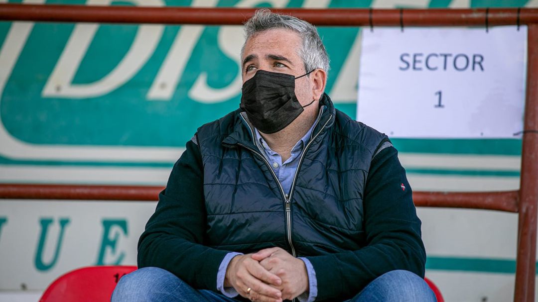 Víctor Manuel Sevilla, presidente del Almagro CF, en un partido esta temporada Víctor Manuel Sevilla, presidente del Almagro CF, en un partido esta temporada
