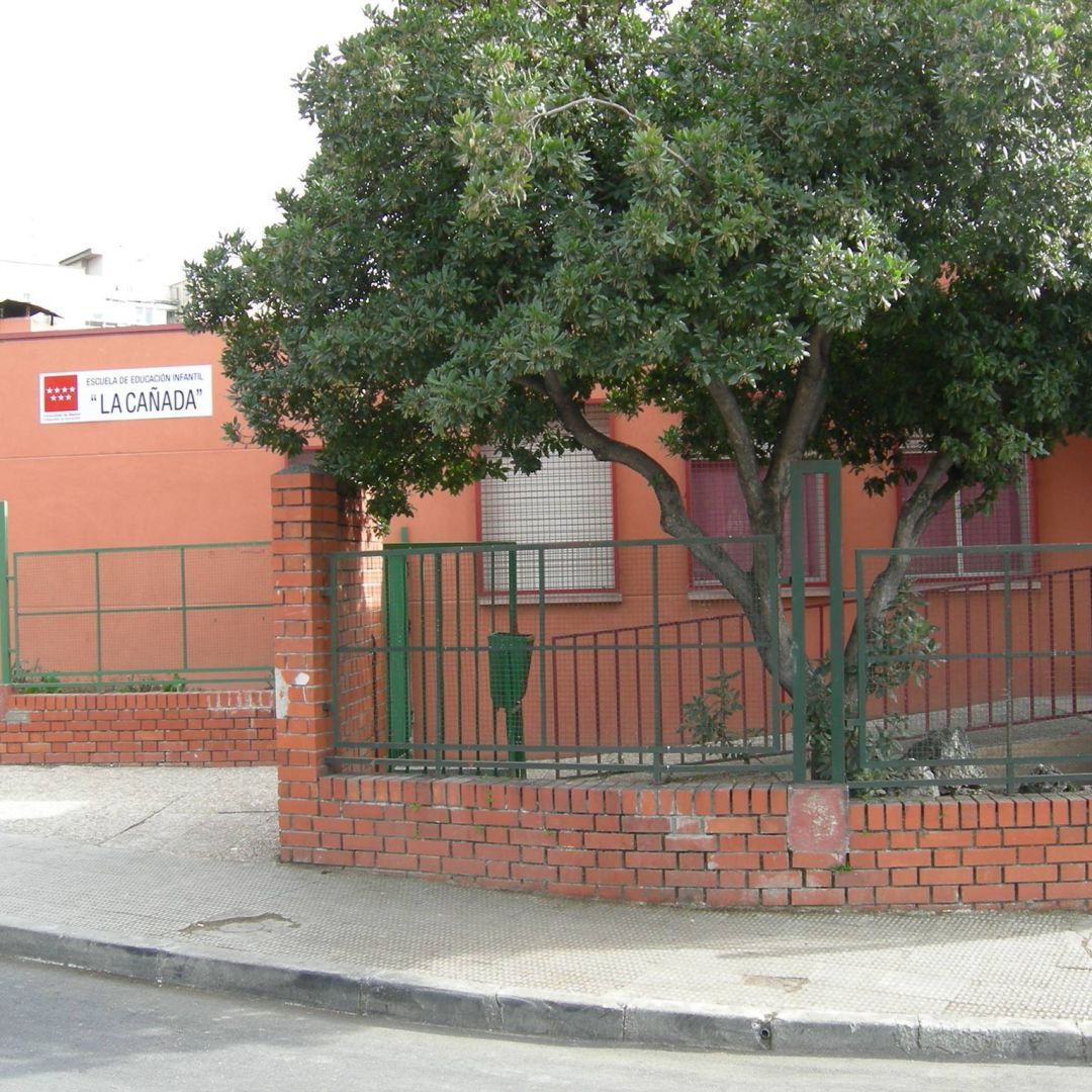 En contra del cierre de un aula en la Escuela Infantil La Cañada En contra del cierre de un aula en la Escuela Infantil La Cañada