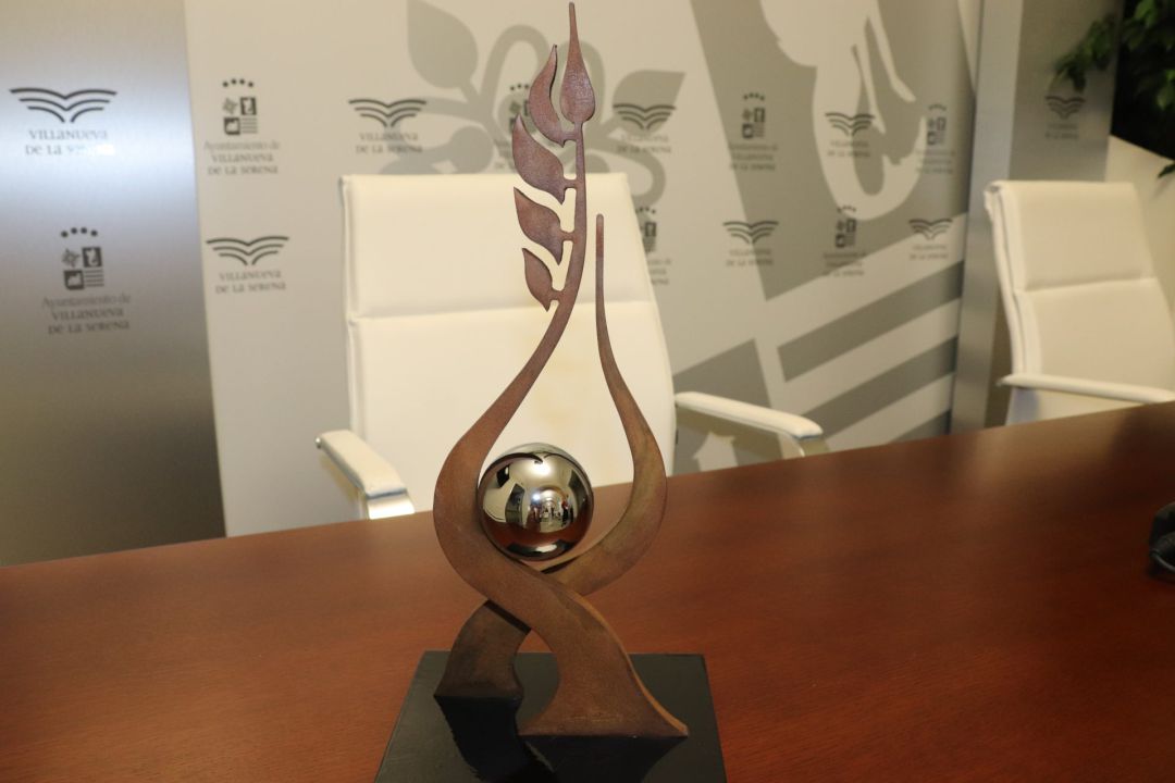 Maqueta de la escultura Maqueta de la escultura