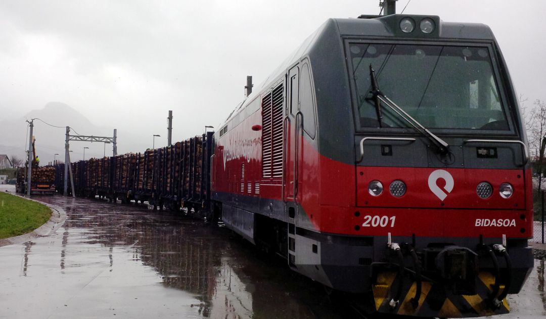 Imagen de un transporte de mercancías de Euskotren Imagen de un transporte de mercancías de Euskotren