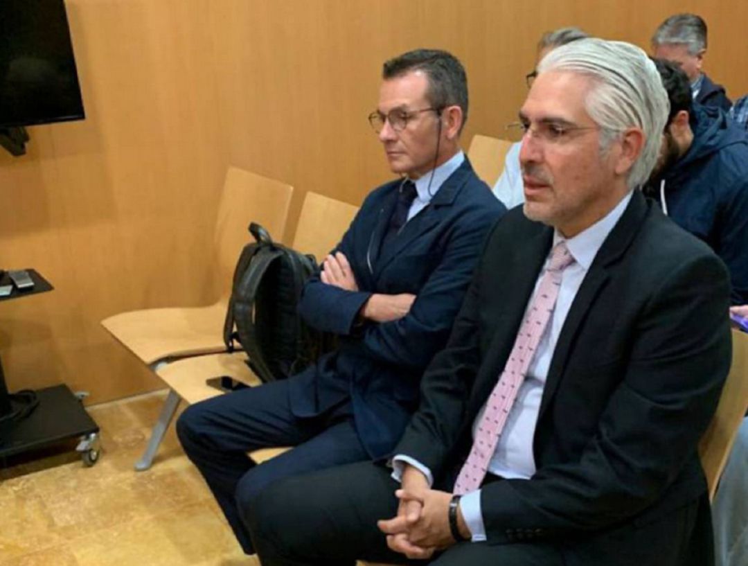 Mauricio García de la Vega en el juzgado de lo mercantil de Murcia Mauricio García de la Vega en el juzgado de lo mercantil de Murcia