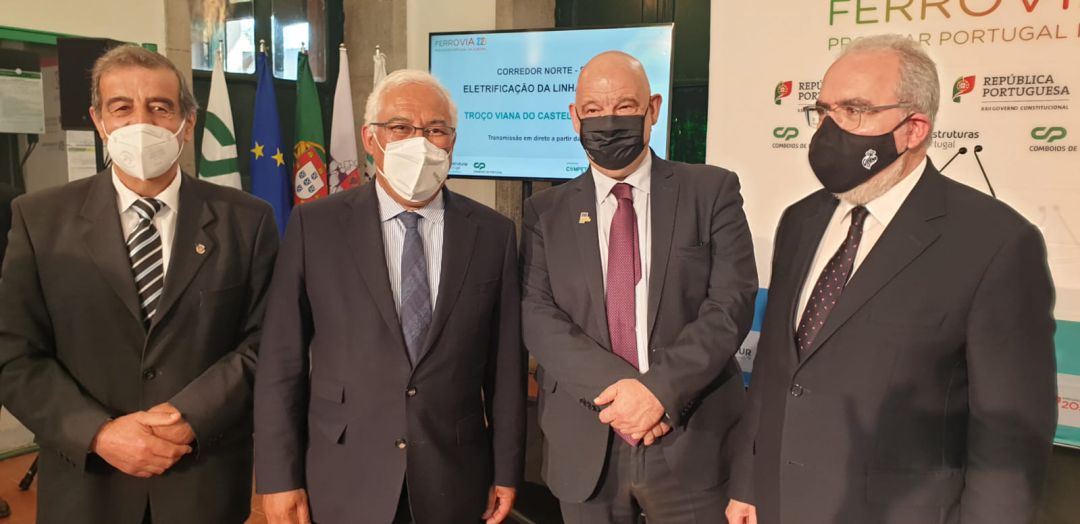 Antonio Costa con los alcaldes de Valença, Viana y con el secretario xeral del Eixo Atlántico Antonio Costa con los alcaldes de Valença, Viana y con el secretario xeral del Eixo Atlántico