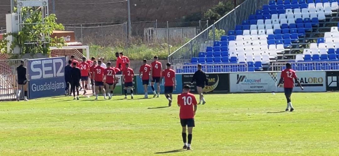 Imagen de un entrenamiento en el Pedro Escartín Imagen de un entrenamiento en el Pedro Escartín