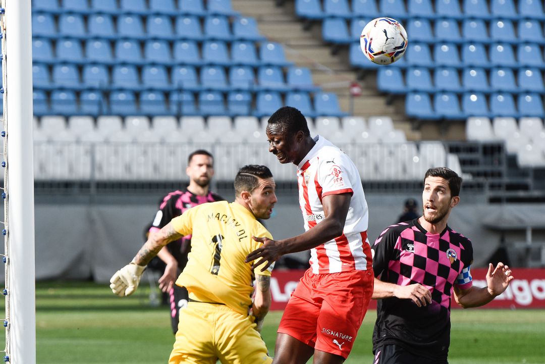 Umar Sadiq lleva 18 goles en Liga. Umar Sadiq lleva 18 goles en Liga.