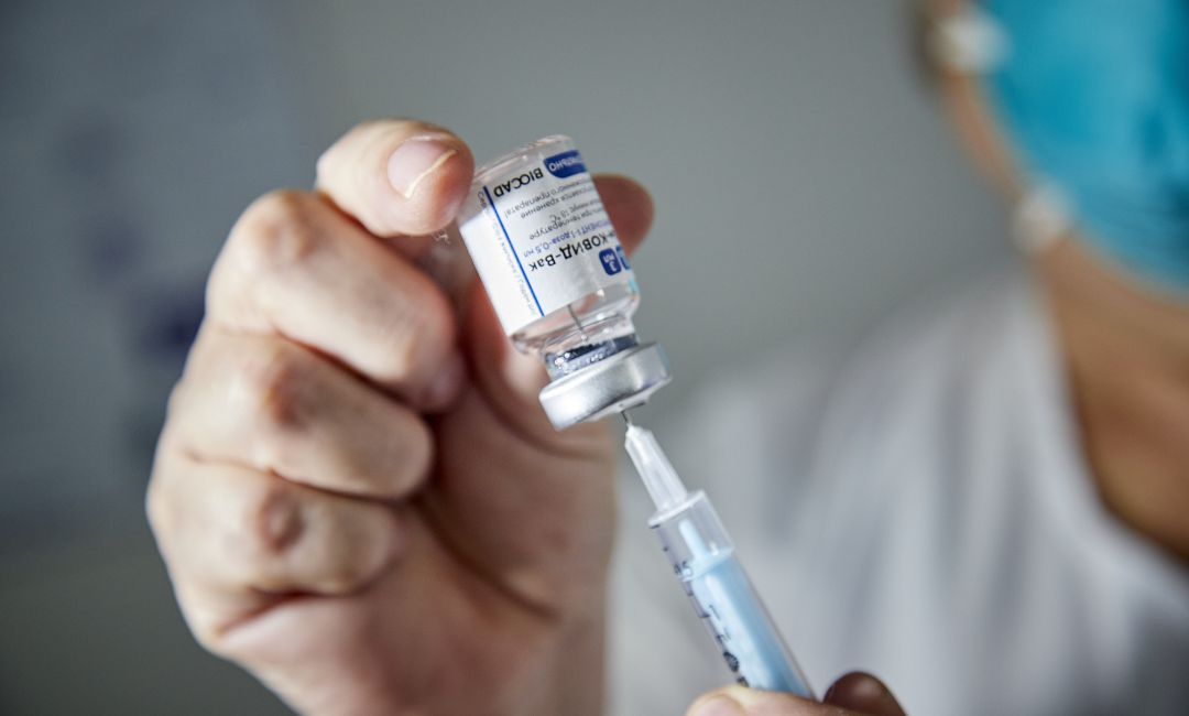 Una dosis de la vacuna contra el coronavirus. Una dosis de la vacuna contra el coronavirus.
